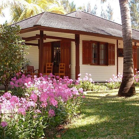 Le Domaine Des Pierres Hotel Saint Pierre Luaran gambar