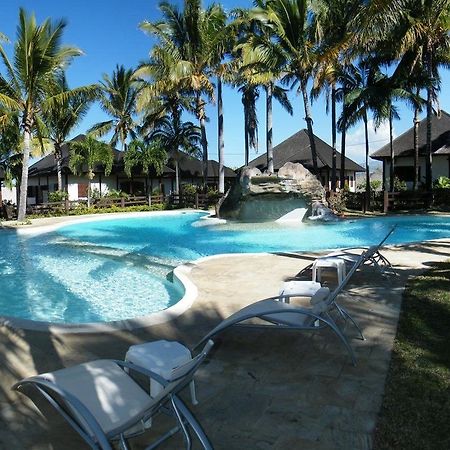 Le Domaine Des Pierres Hotel Saint Pierre Luaran gambar