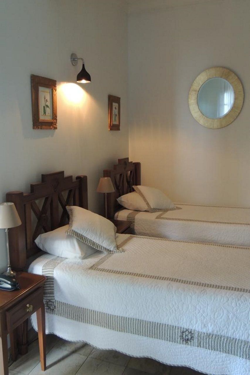 Le Domaine Des Pierres Hotel Saint Pierre Luaran gambar